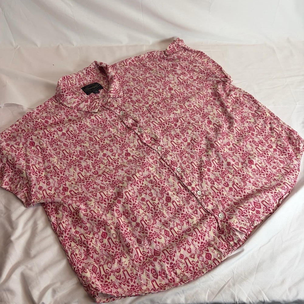 Threadgrit woman’s XXL Ikat Southwestern Button Up Shirt Rayon (Fits XL)